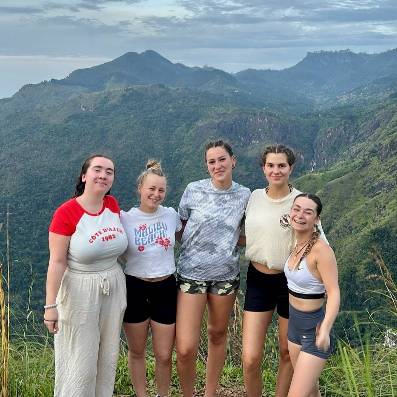 Sri Lanka Adventure, Hill Country & Safari Weekend Trip π±π°