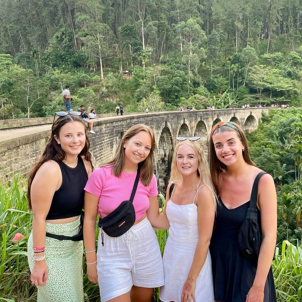 Sri Lanka Adventure, Hill Country & Safari Weekend Trip π±π°
